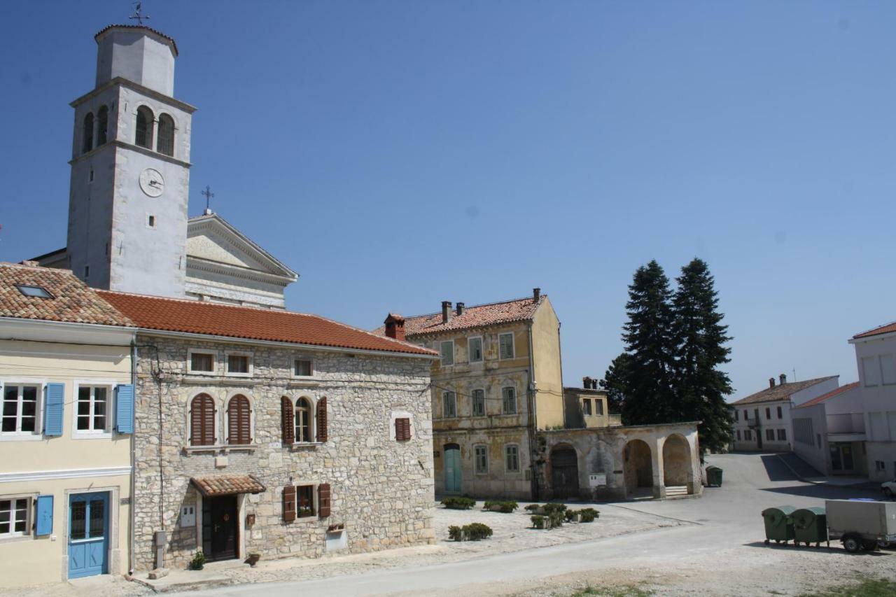 Terra Mirna Villa Vižinada Buitenkant foto